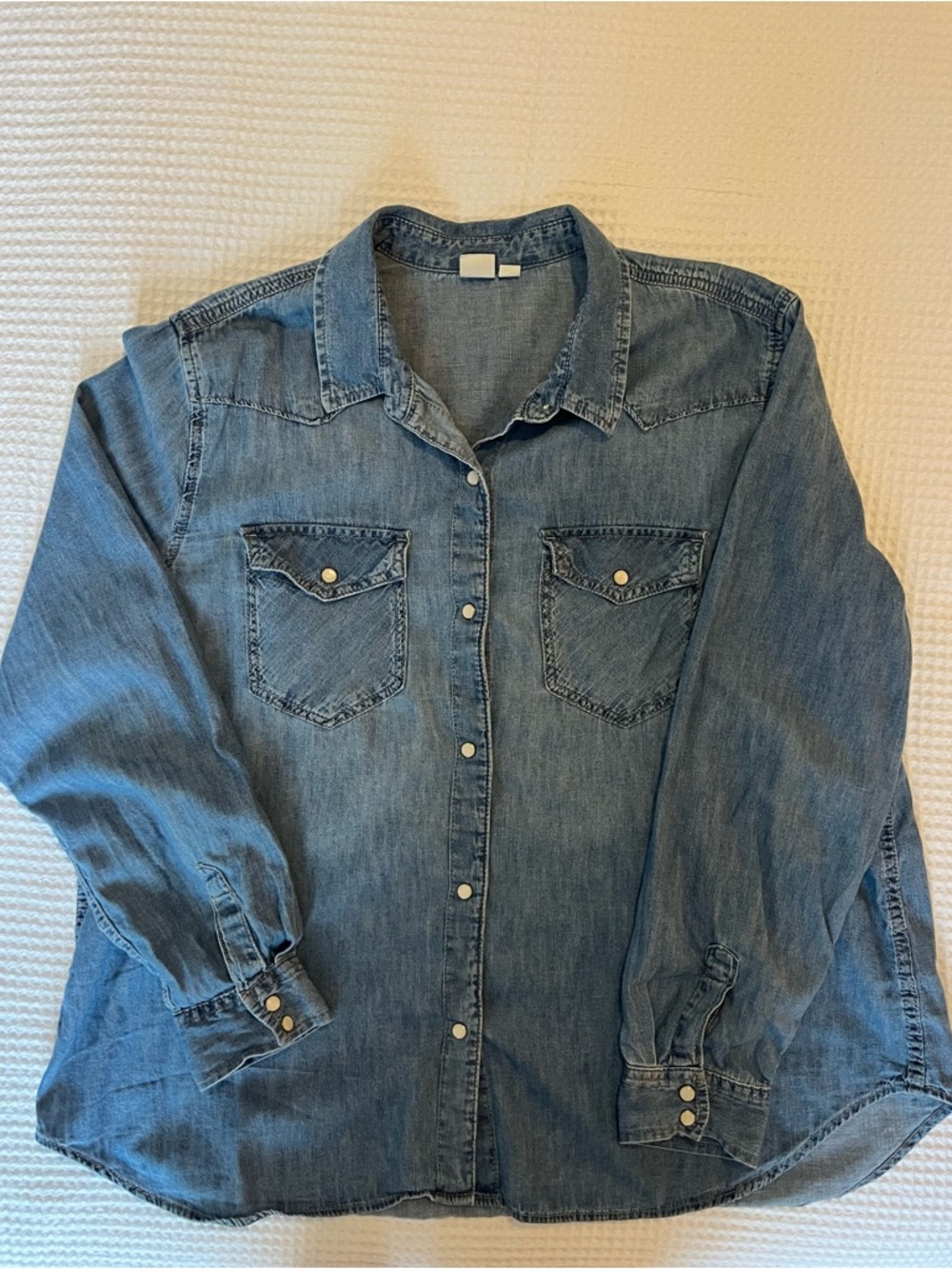 GAP Men's Denim Button-Down Shirt - Light Blue